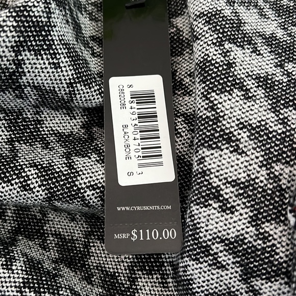 Cyrus Cardigan - Picture 10 of 13